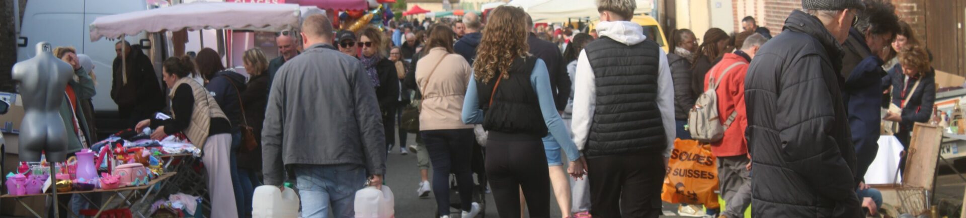 Bannière Brocante Foule