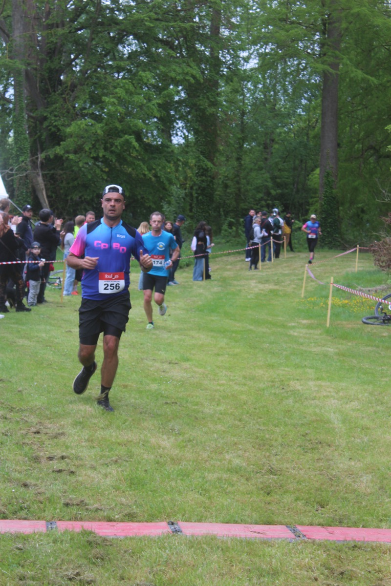 2026_LaCourseDuChateau_Arrivee_043