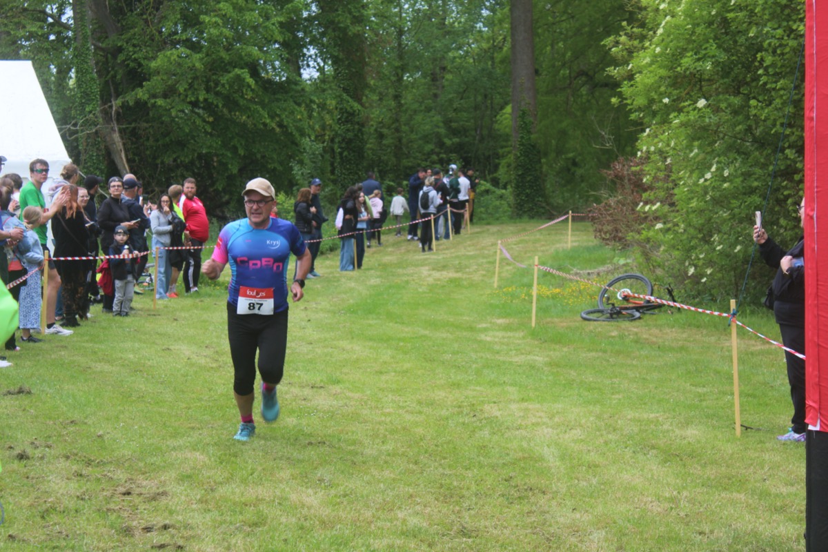 2026_LaCourseDuChateau_Arrivee_044