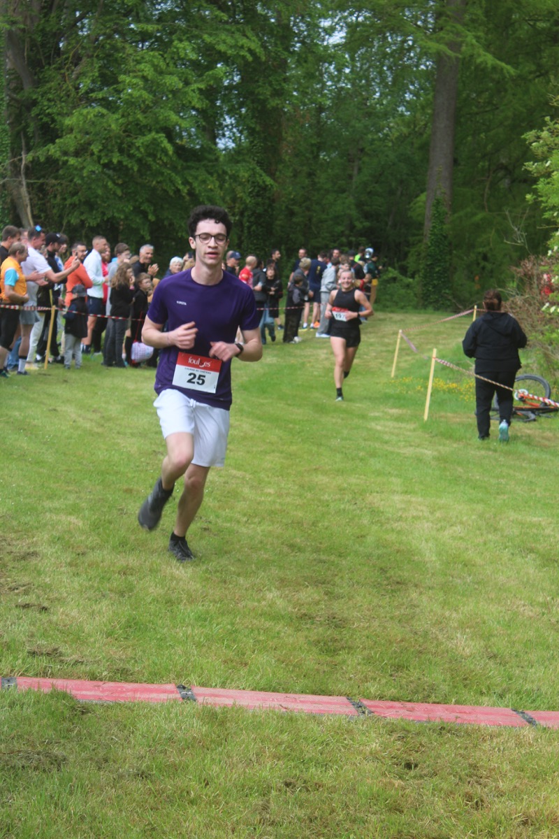 2026_LaCourseDuChateau_Arrivee_093