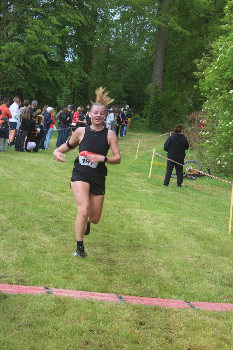 2026_LaCourseDuChateau_Arrivee_094