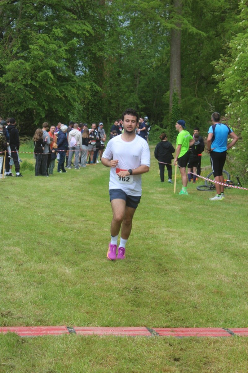 2026_LaCourseDuChateau_Arrivee_140
