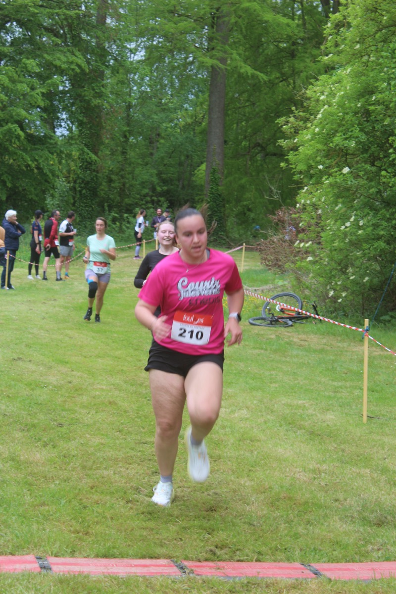 2026_LaCourseDuChateau_Arrivee_194