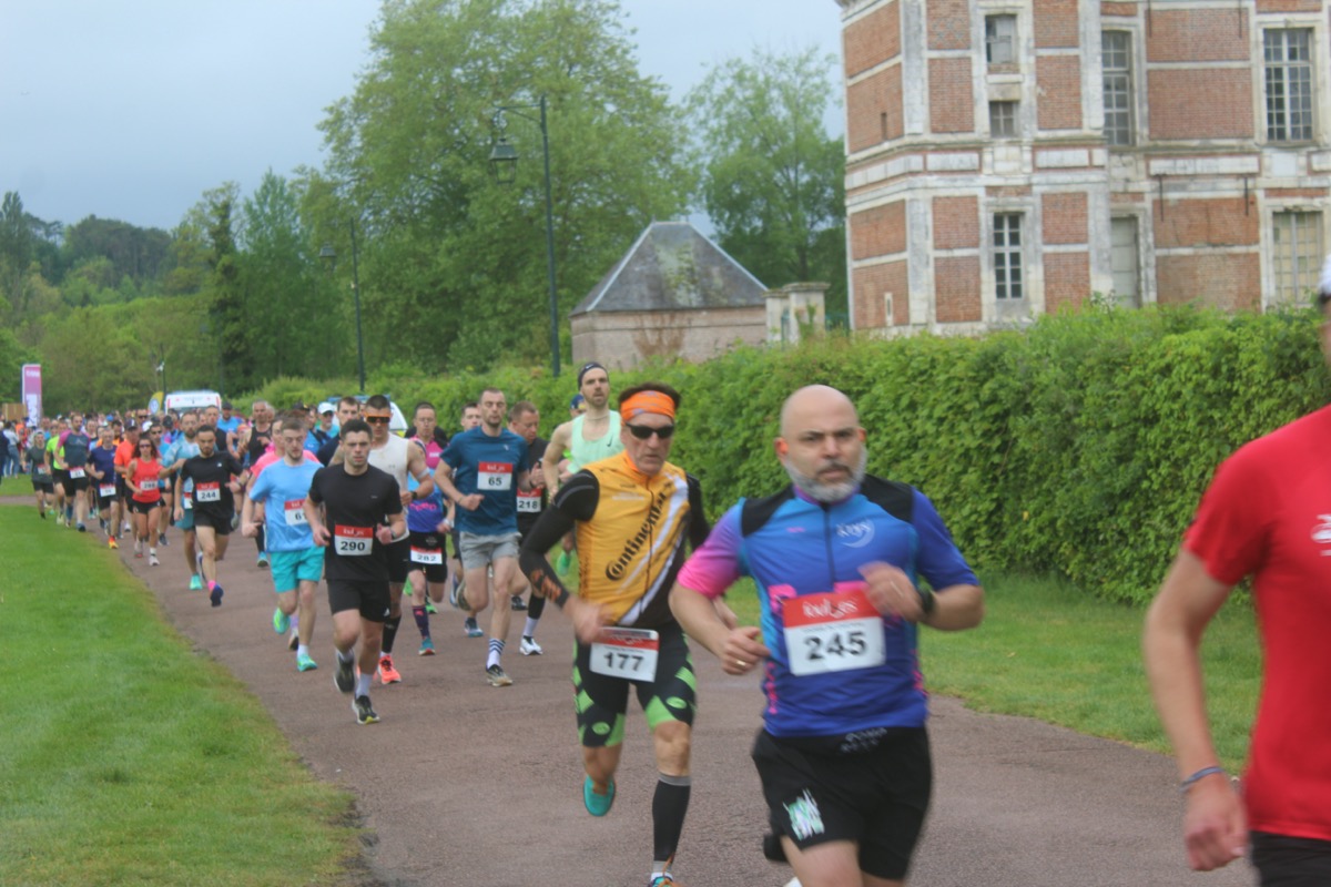 2026_LaCourseDuChateau_Depart_005