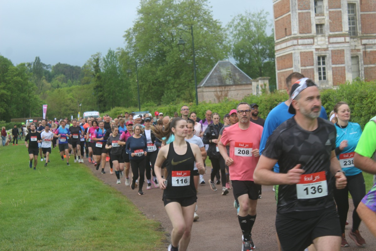 2026_LaCourseDuChateau_Depart_022