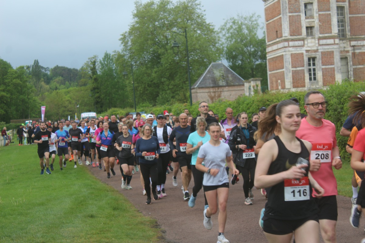 2026_LaCourseDuChateau_Depart_023