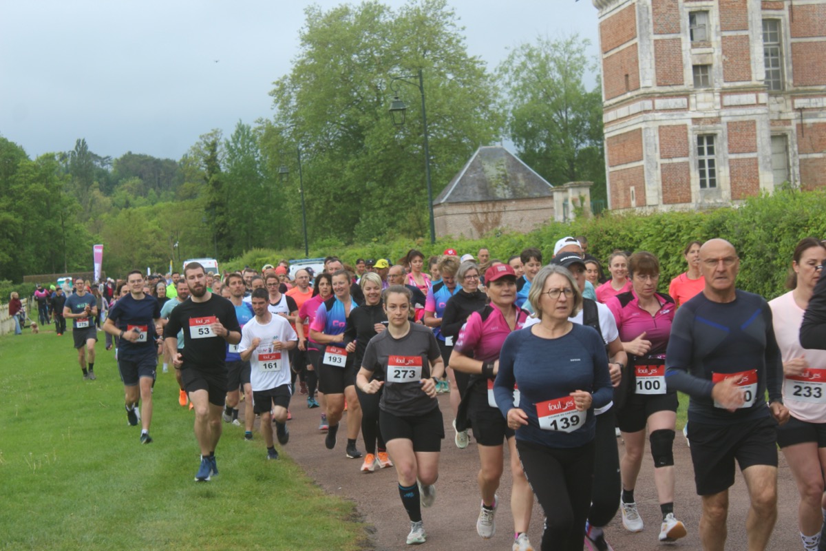 2026_LaCourseDuChateau_Depart_025