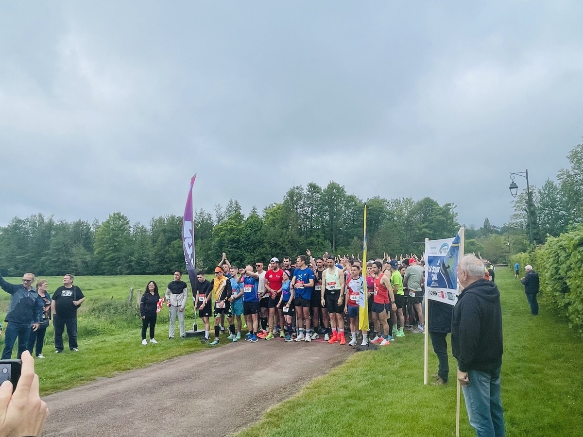 2026_LaCourseDuChateau_Depart_041