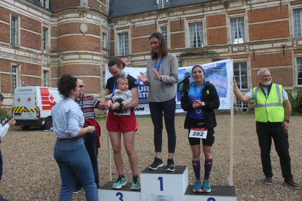 2026_LaCourseDuChateau_Podium_008