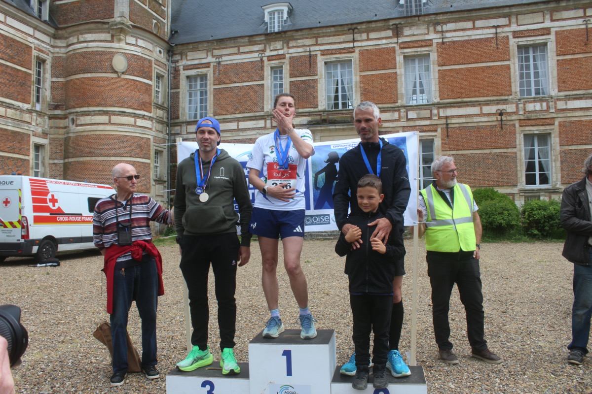 2026_LaCourseDuChateau_Podium_022